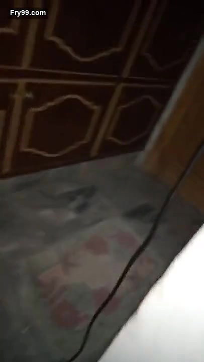 Desi sexy aunty pee after fucking
