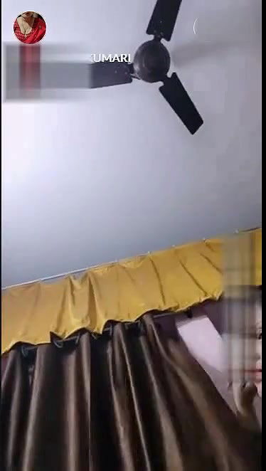 Desi Kushboo Aunty Showing Pussy Accidently on Cam