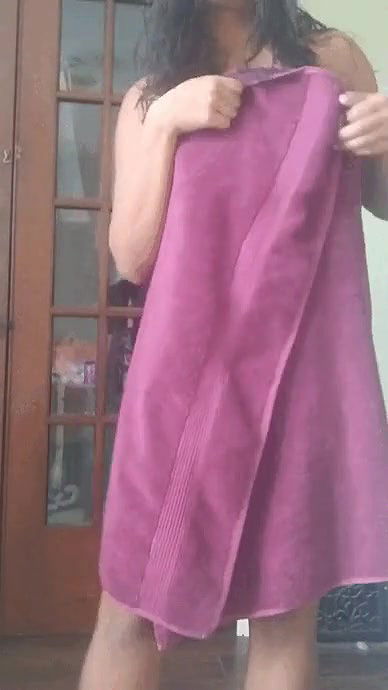 DESI SLUTINESS BABE HOTTEST TOWEL DROP SURPRISE .mkv