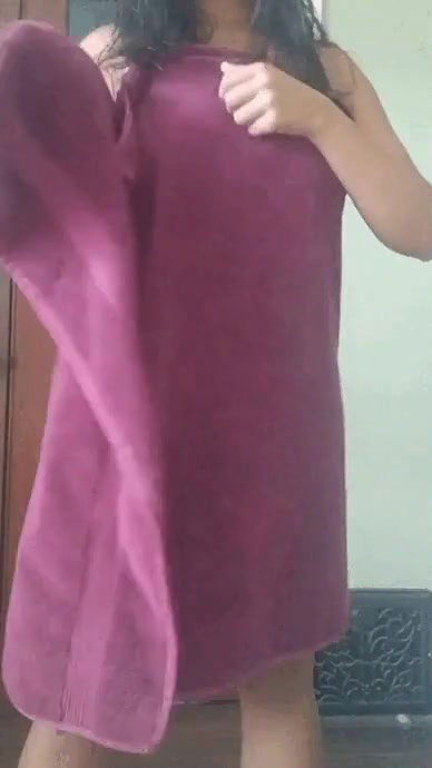 DESI SLUTINESS BABE HOTTEST TOWEL DROP SURPRISE .mkv