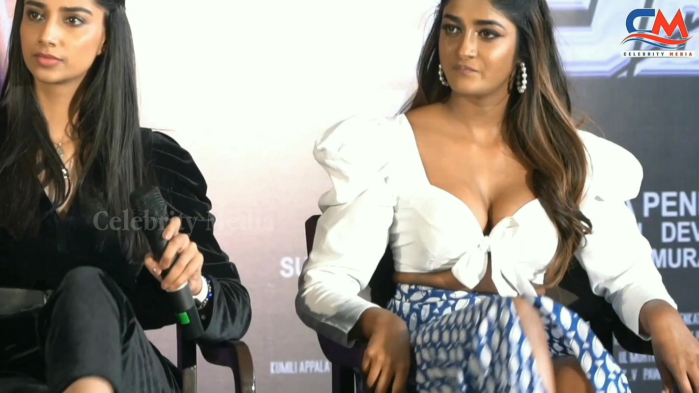 Dusky Dimple Hayathi Panty Peep