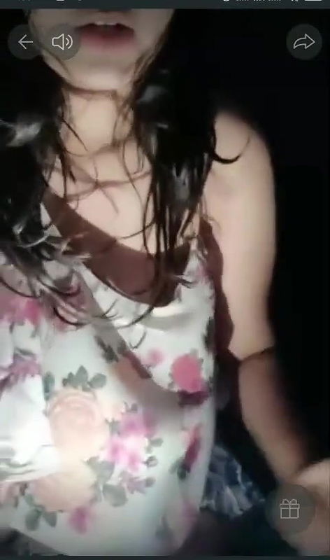 Hot Girl on Tango Show Nipple