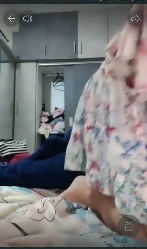 Hot Girl on Tango Show Nipple