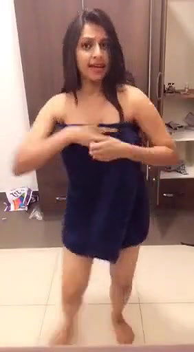 Hot Paki Girl Erotic dance with Towel after Bath