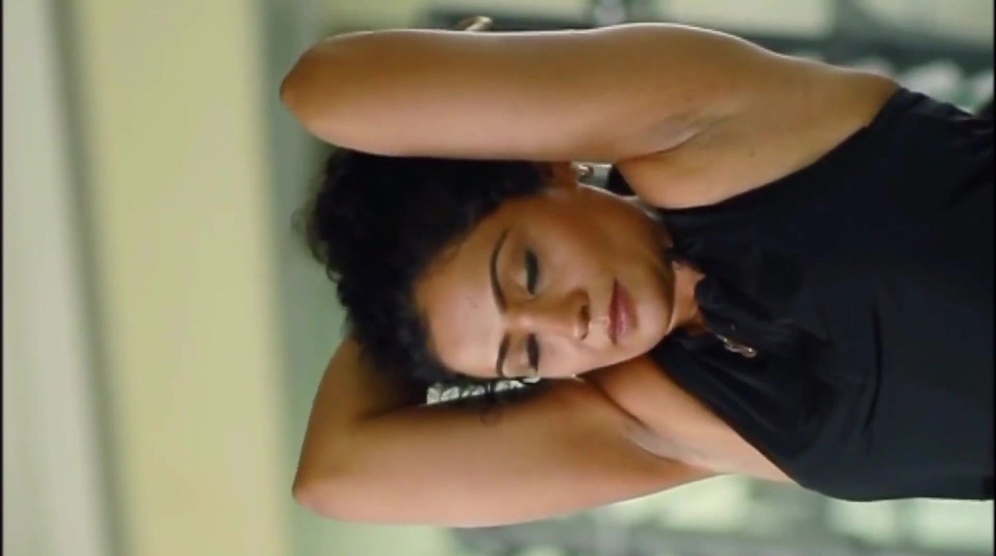 Meera vasudev hot, kudumbavilakku serial actress hot