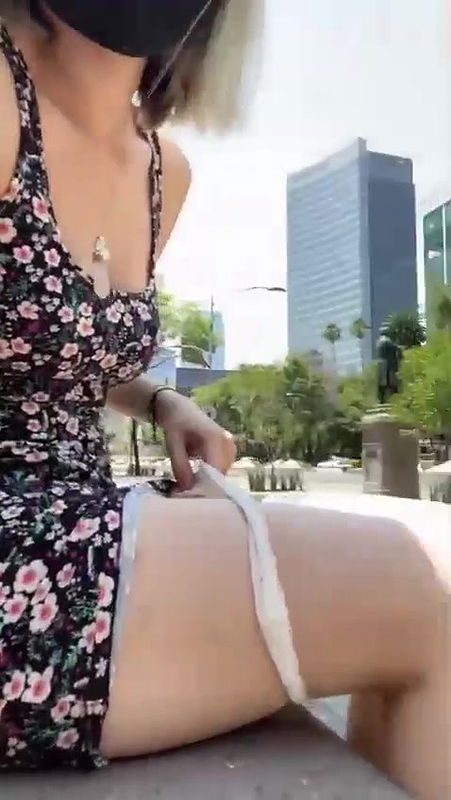 Panty Removing on Street in Tango Live Show