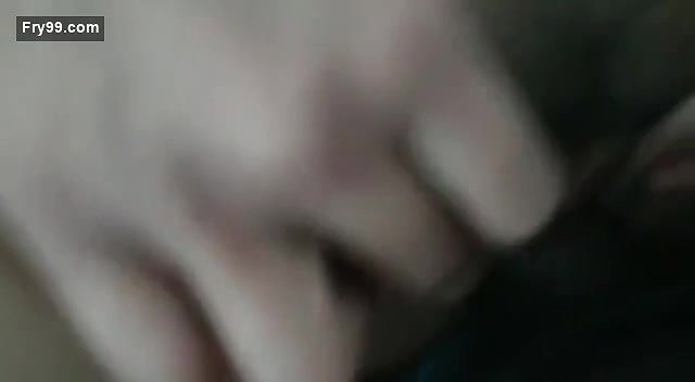 Khud pakad kaŕ lgaya