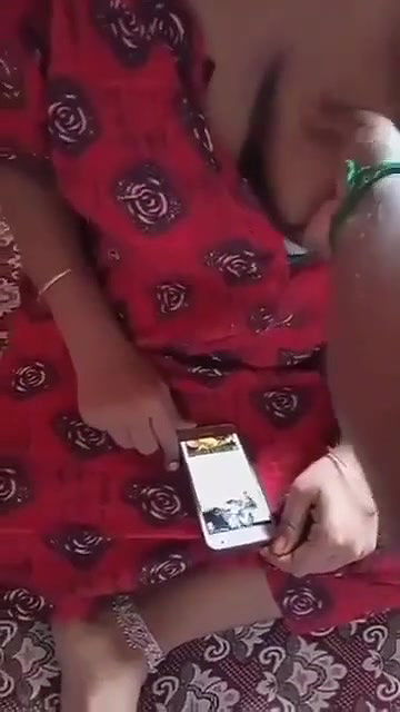 Tamil aunty with neighbor boobs