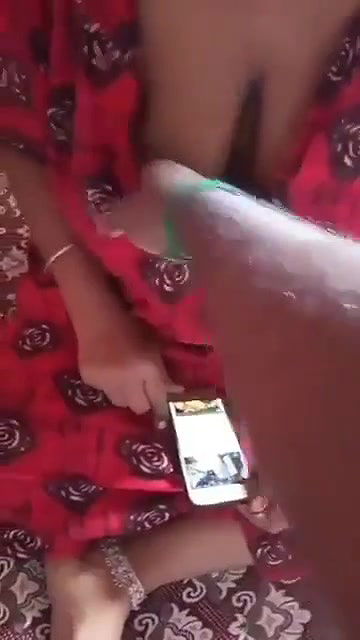 Tamil aunty with neighbor boobs