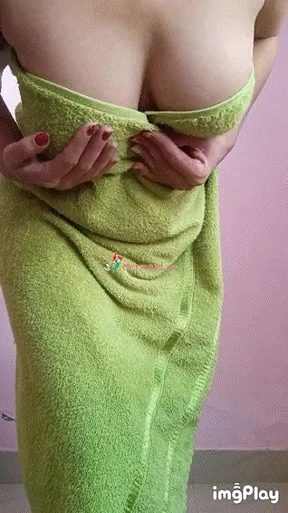 TiTTy Drop in Towel.mkv