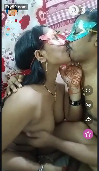 Ritu Bhabhi With Face Blowjob And Fucking Live