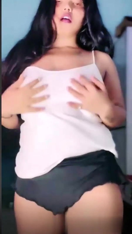 Hot Diya in Sexy Dress Dancing & Seducing on Tango Live