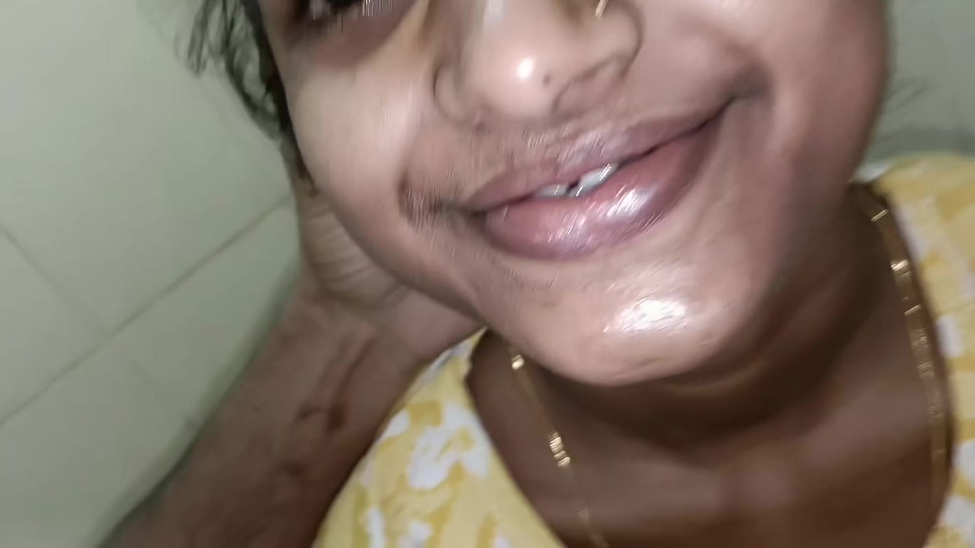 Desi Indian Wife Oily Titjob in Bathroom Hot Close-up Play
