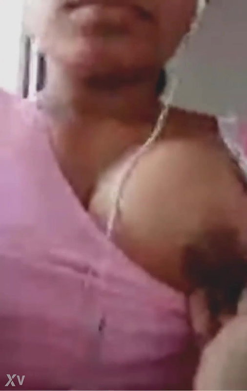 Cute Desi Girl Shows Her Boobs