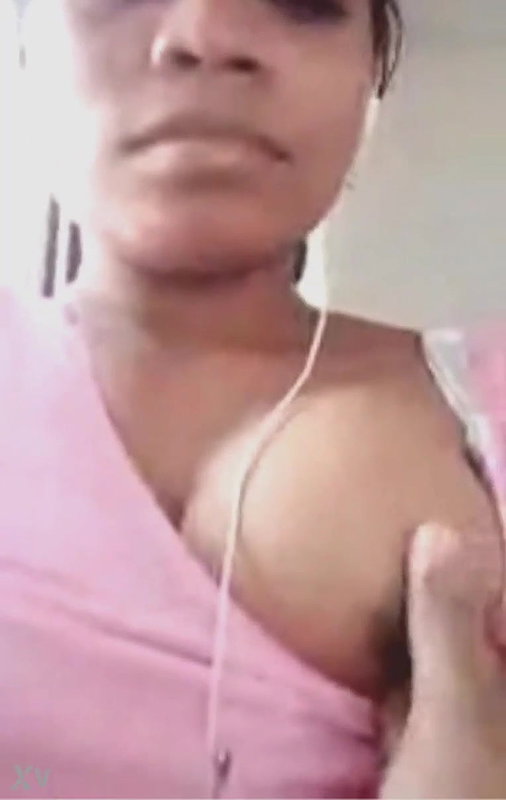 Cute Desi Girl Shows Her Boobs
