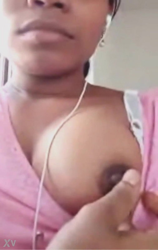 Cute Desi Girl Shows Her Boobs
