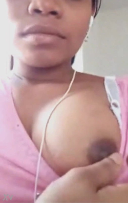 Cute Desi Girl Shows Her Boobs