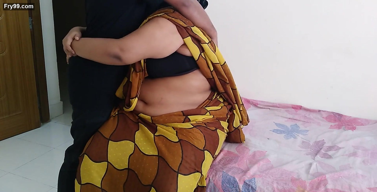 (Desi Hot vivahit ke sath chudai) Indian married 35 yrs old hot ex girlfriend seduced by x boyfriend – Hindi Clear Audio