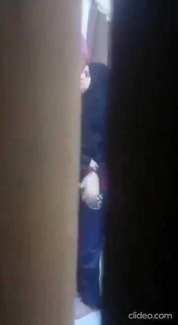 Hijabi aunty fucking quick