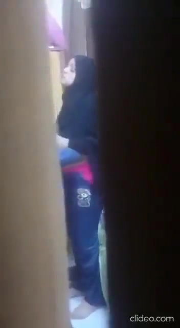 Hijabi aunty fucking quick