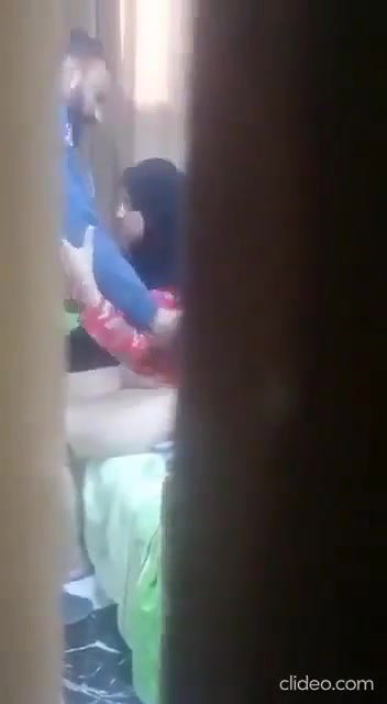 Hijabi aunty fucking quick