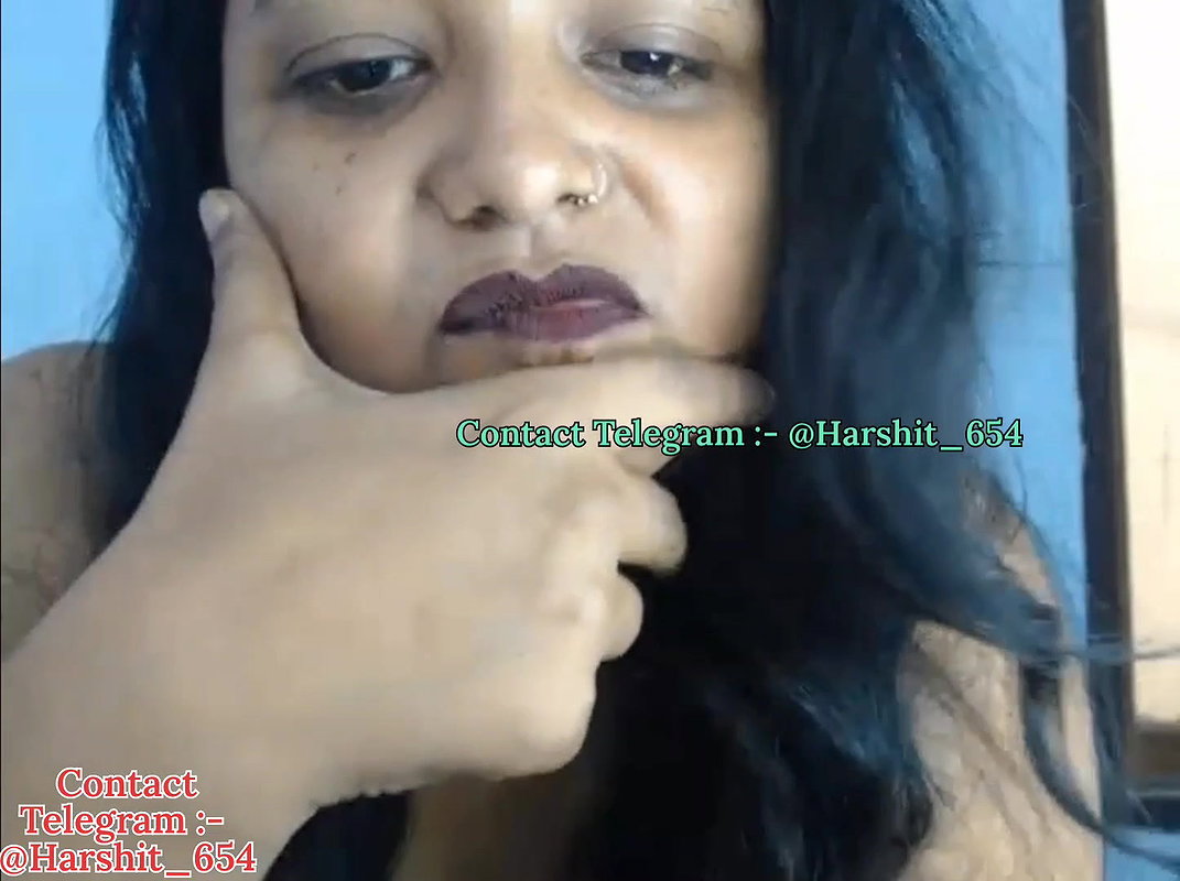 Your-wife private show beautiful face show and pussy fingering