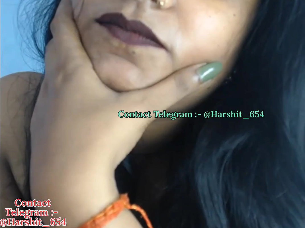 Your-wife private show beautiful face show and pussy fingering