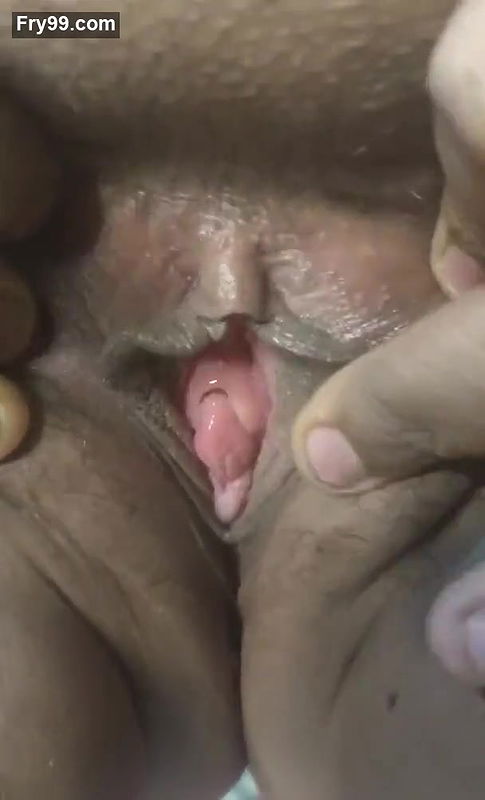 Sruti bhabi in sharee Fully naked and fingering herself on the bed