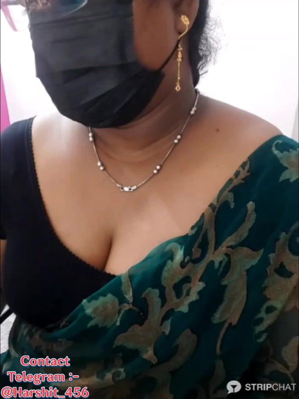 Saritha_c private show spreading ass hole