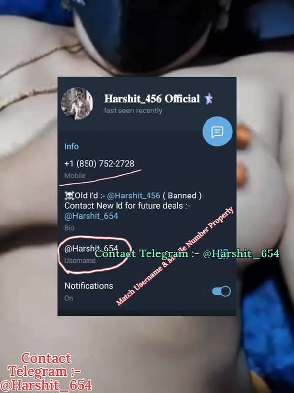 Lissaa99 private show spreading pussy hole