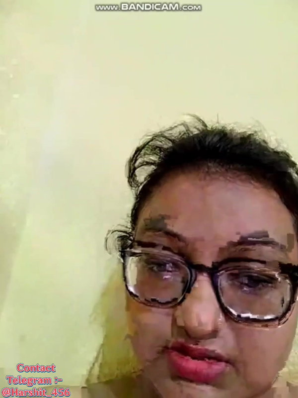 Indian_mahi private show face pussy fingering