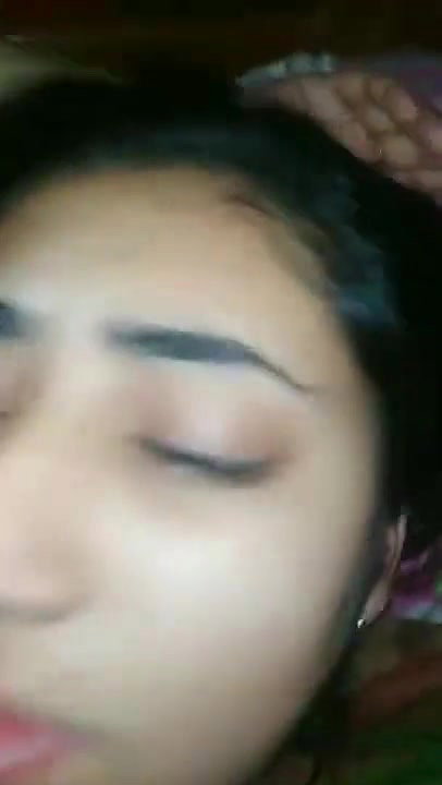 (Exclusive) Desi Girl Fucked On Birthday