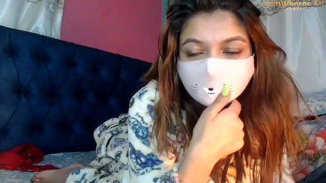 Deeya_babe spreading ass hole