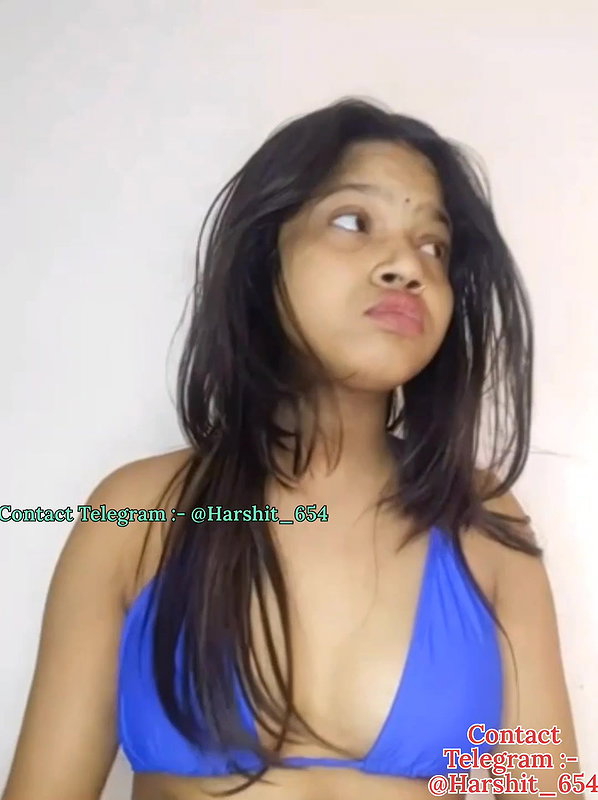 Baby_model private show beautiful face show and pussy fingering