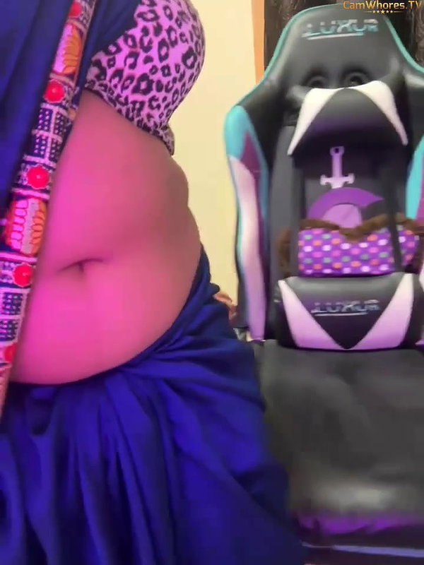 _Maggie_ armpit show