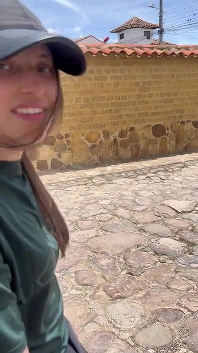 Lesbian Tourists Fingering In the Streets