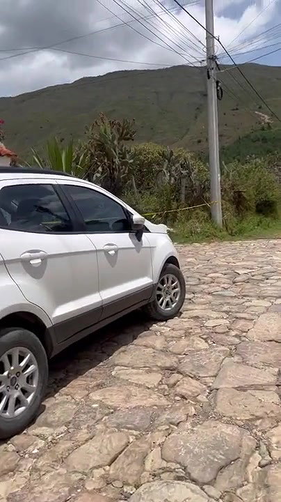 Lesbian Tourists Fingering In the Streets