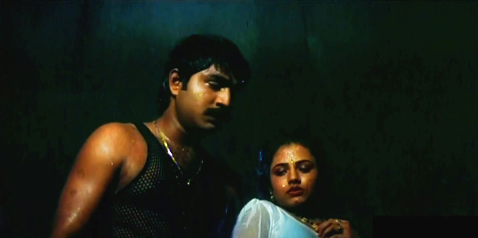 Ooha / Shivaranjini ‘s steamy night – Edited & remixed