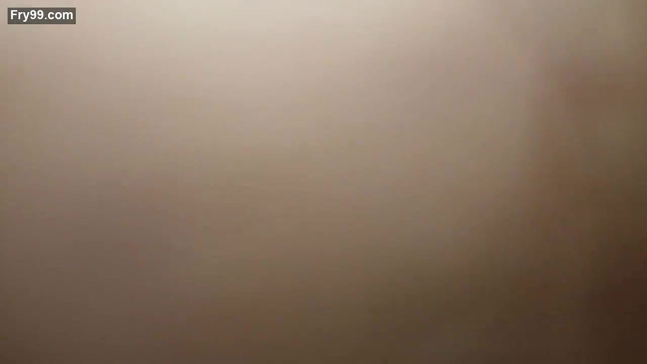 Under pussy full hand