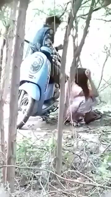 Asian lover fucking outdoor standing