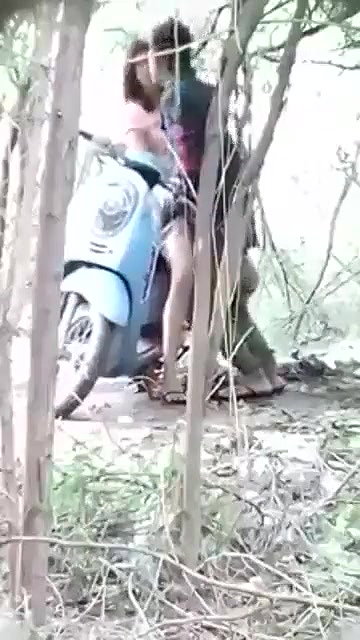 Asian lover fucking outdoor standing