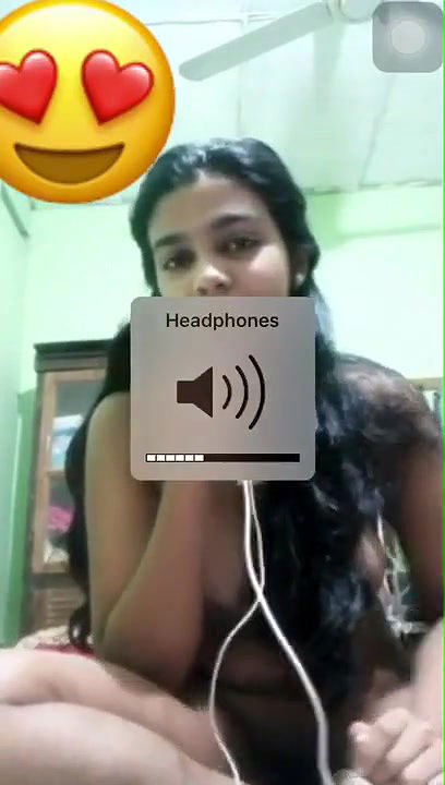 Desi sexy village bhabi big boobs on cam