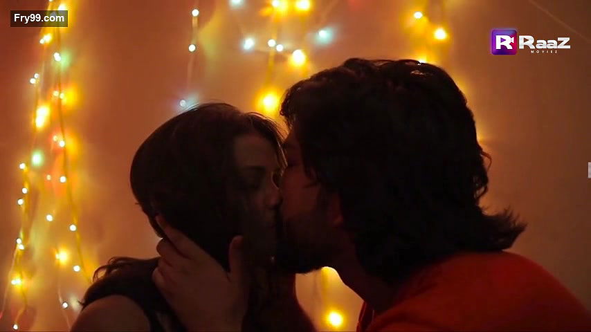 RedLife All Epi (2020) UNRATED Hindi Hot Web Series – Raaz Moviez Original