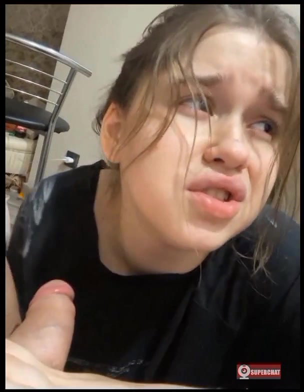 CUTE GIRL BLOWJOB WITH CUTE EXPRESSION