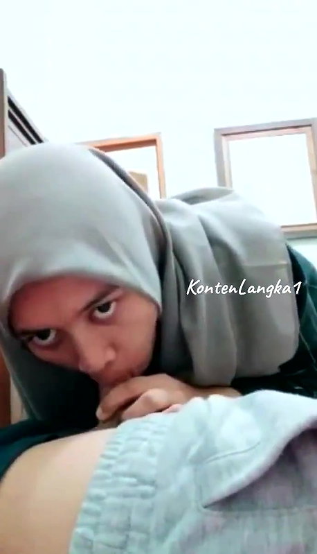 Cute Girl Blowjob