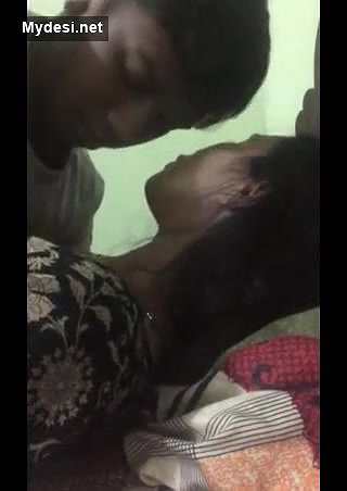 Desi village couple fucking