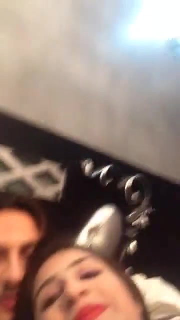 hot babe with lover boobs show