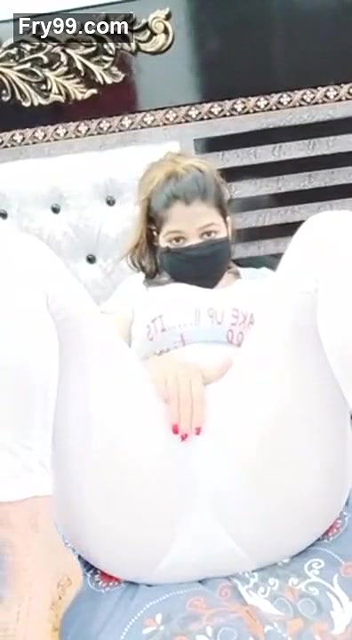 Paki Girl Anal Dildo