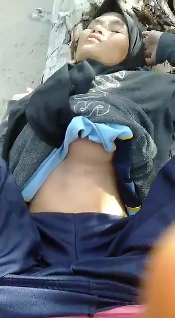 Muslim Girl Fucking at Outdoor