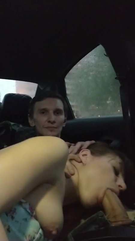 Oral sex in the car 2